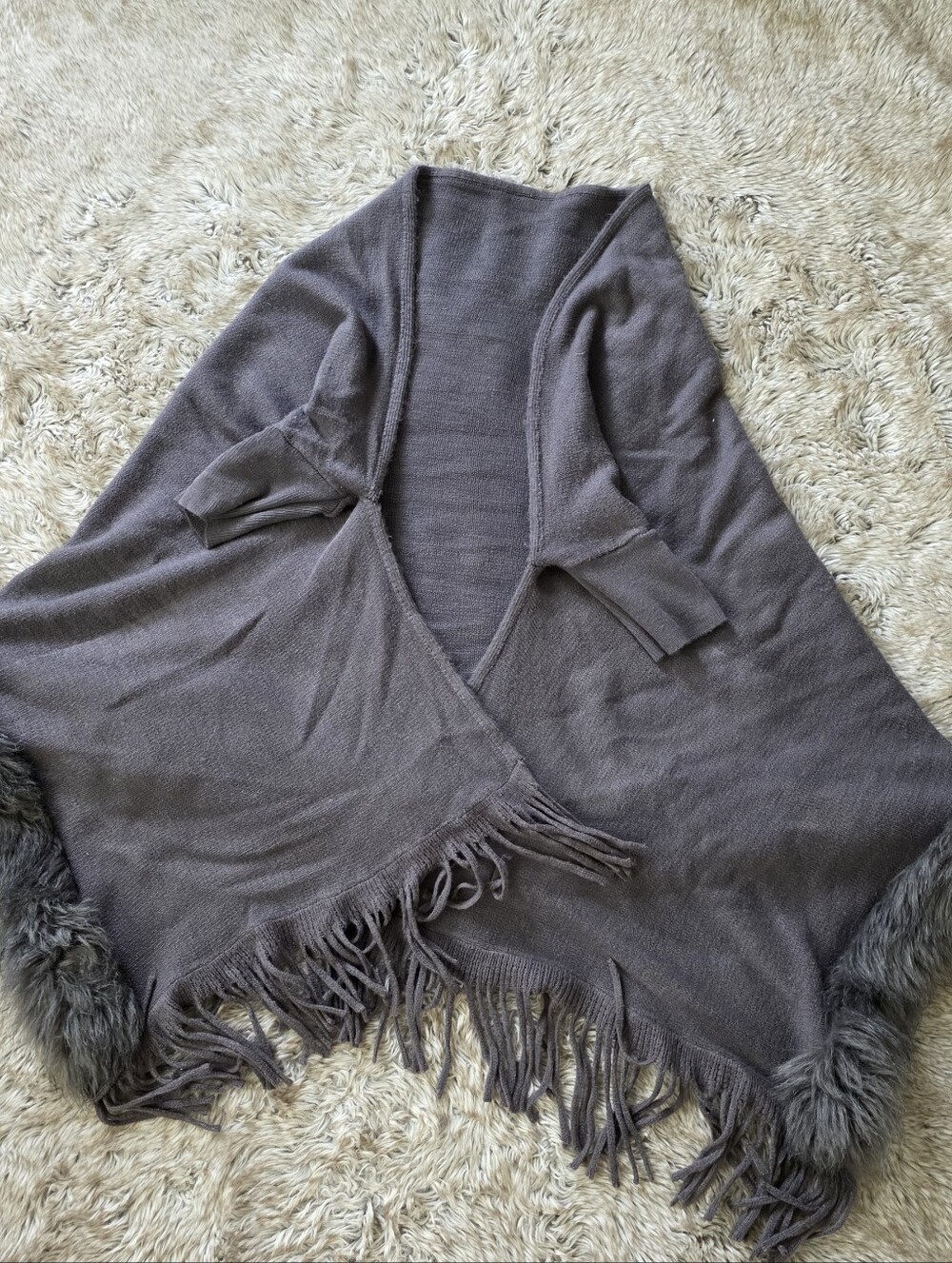 SHEIN Fringed Shawl Knit Wrap with Fringe Trim Gray Women's Size Small